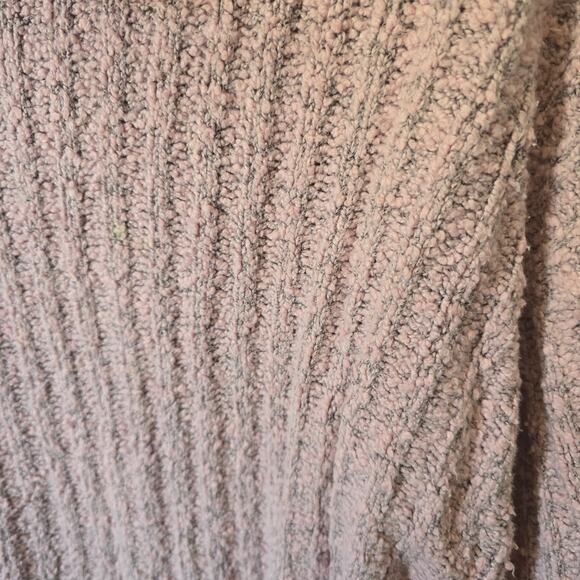 United Knitwear Pink Turtleneck Sweater XL – Textured, Cozy, Vintage USA - Picture 4 of 6